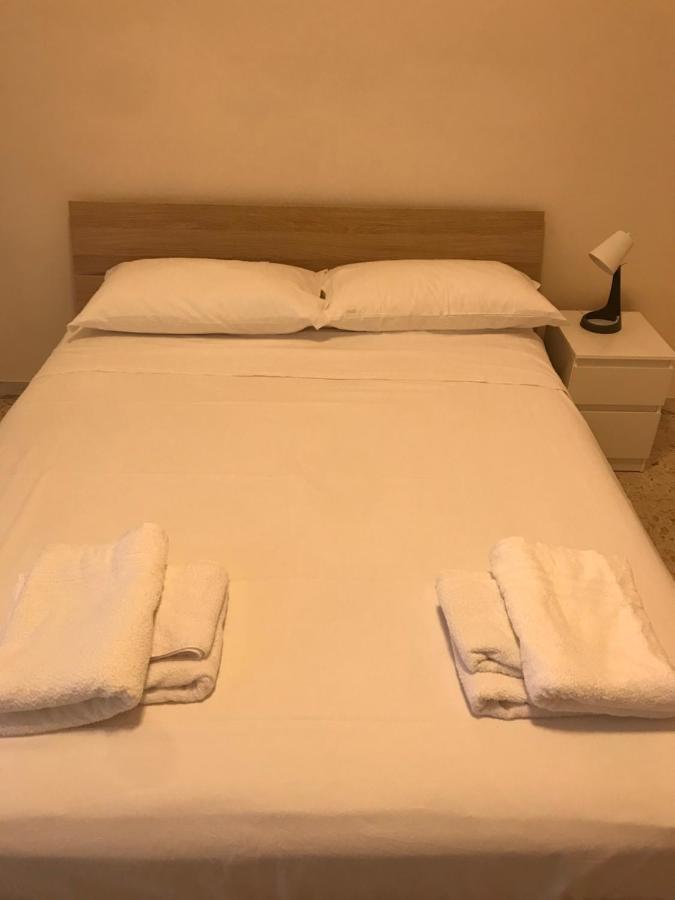 B&B Parco 2 Giugno Bari Eksteriør billede