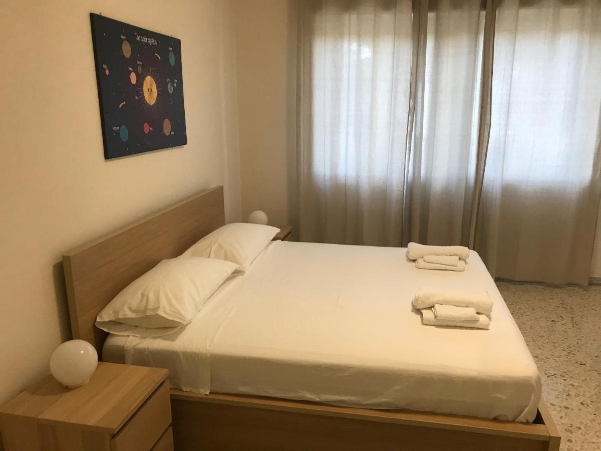 B&B Parco 2 Giugno Bari Eksteriør billede