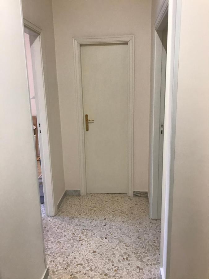 B&B Parco 2 Giugno Bari Eksteriør billede