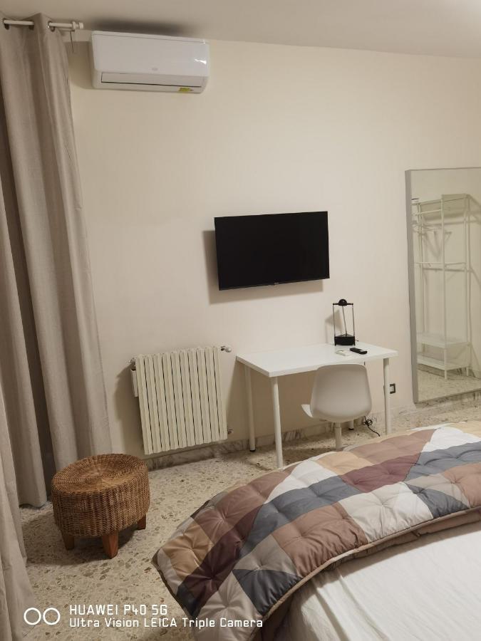 B&B Parco 2 Giugno Bari Eksteriør billede